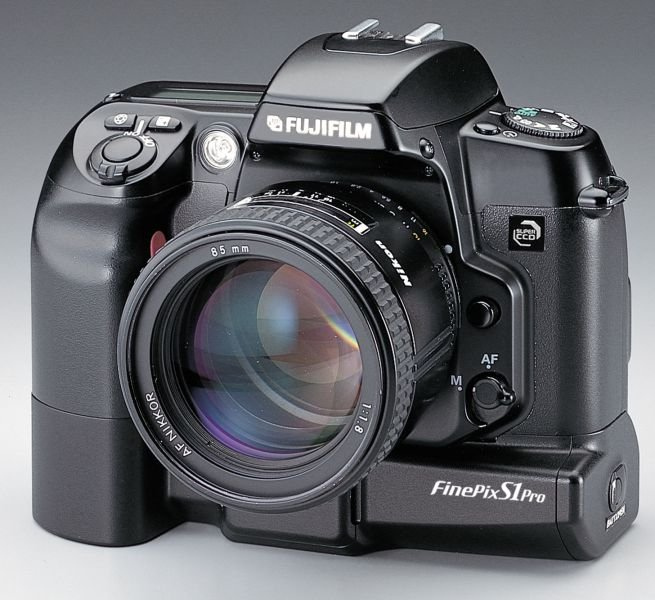 Fujifilm Finepix S1 Pro 1